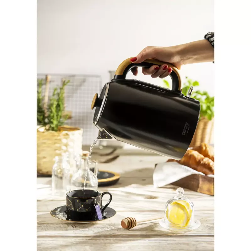 Bollitore elettrico Adler 1,7 L 2200 W nero