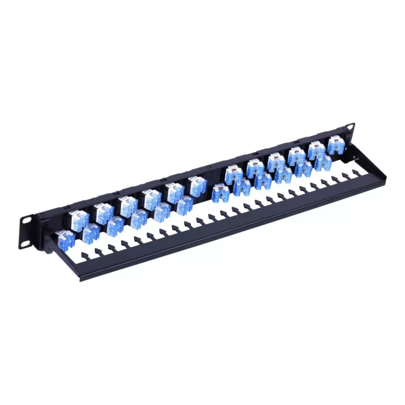 Patch panel Techly UTP 24 posti RJ45 Cat.6A uscita inclinata 1U nero