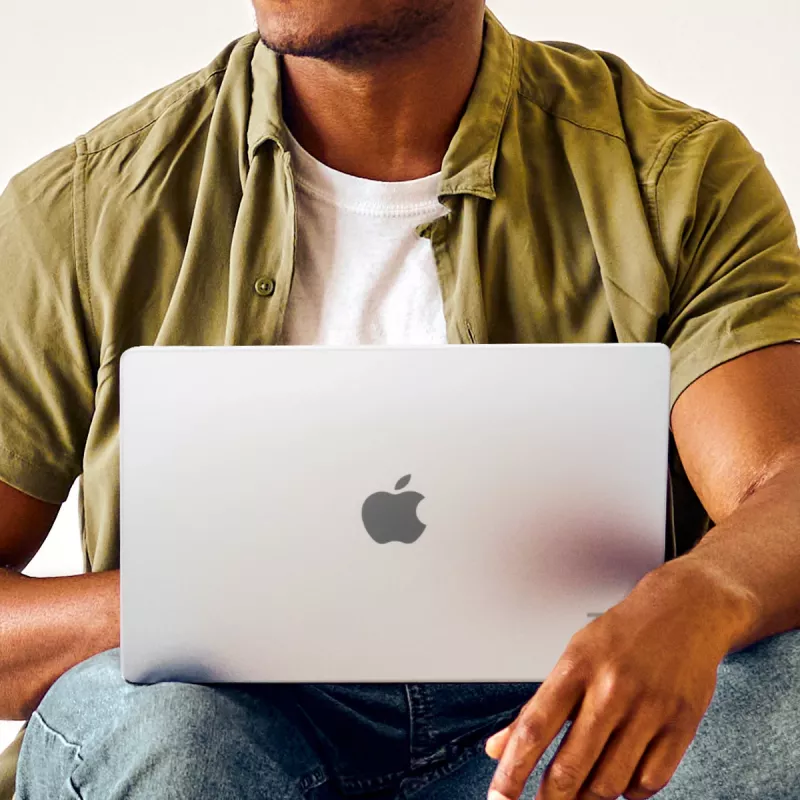 Custodia ZAGG Hardshell per MacBook Air 13 pollici (M2/M3), trasparente