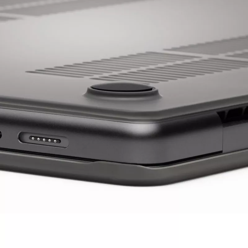 Custodia rigida Zagg per MacBook Pro 14 M3/M2/M1 — finitura Smoke, custodia protettiva a incastro
