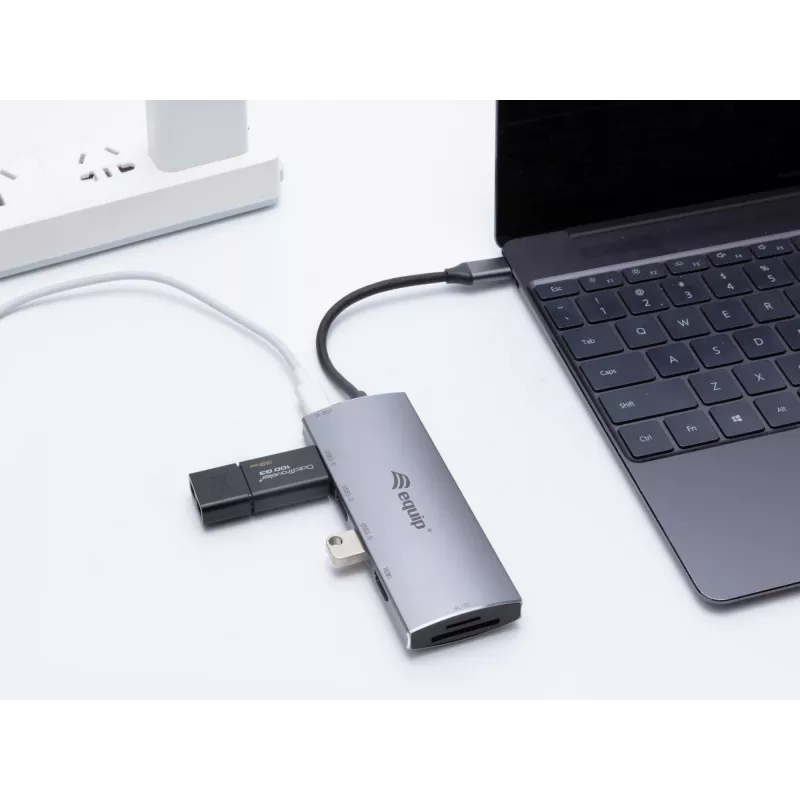 Equip 133482 adattatore multifunzione USB-C 7 in 1, USB 3.2 Gen 1, HDMI 4K 30 Hz, 3x USB 3.0, SD/microSD, USB-C PD 100 W, alluminio