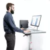 StarTech.com supporto da parete per PC, supporta computer desktop fino a 18 kg, regolazione senza attrezzi 50–200 mm, supporto/ripiano robusto da parete per case/tower PC