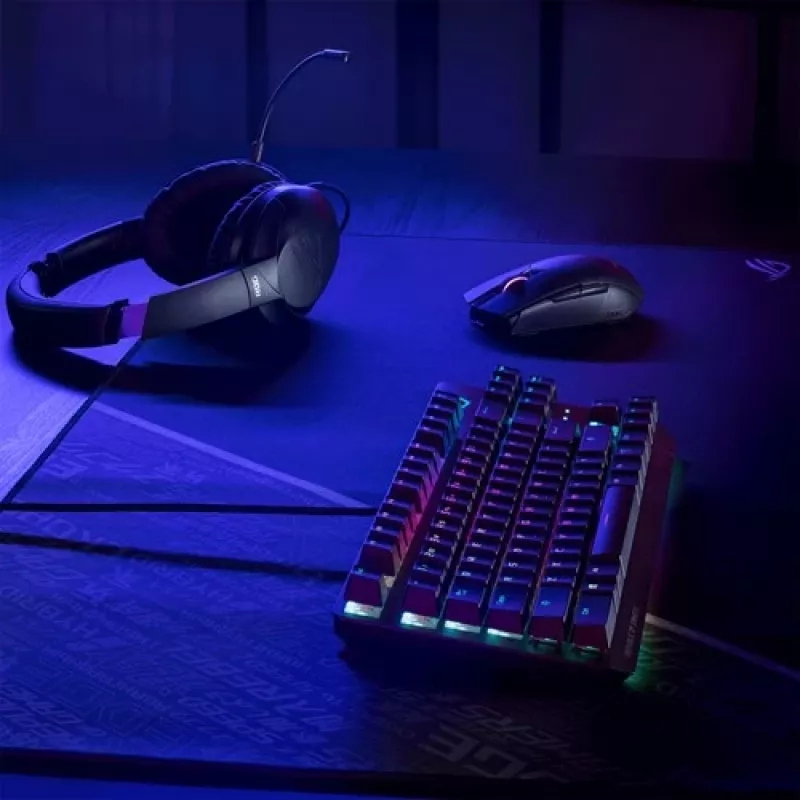 Cuffie ASUS ROG Strix Go con filo head-band gaming USB Type-C nero