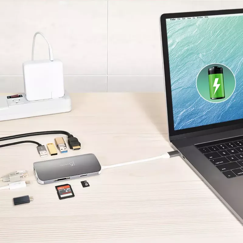 j5create JCD383 adattatore multi 9-in-1 USB-C™, argento e bianco
