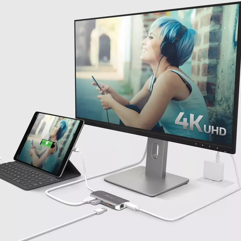 j5create JCD383 adattatore multi 9-in-1 USB-C™, argento e bianco