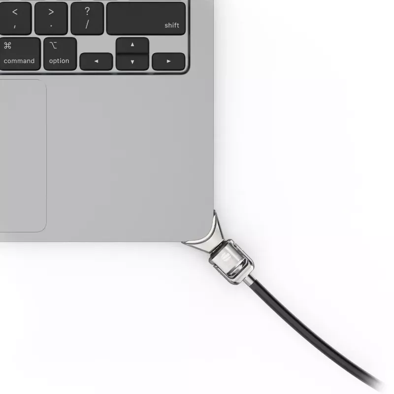 Compulocks Ledge adattatore per MacBook Air 15 pollici M2 M3 con cavo di sicurezza a chiave argento