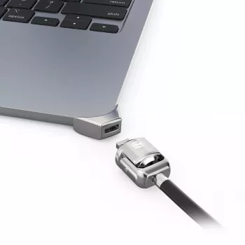 Compulocks Ledge adattatore per MacBook Air 15 pollici M2 M3 con cavo di sicurezza a chiave argento