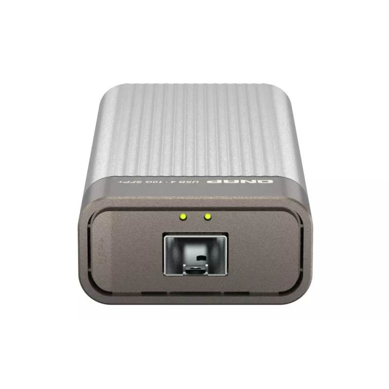 QNAP QNA-UC10G1SF adattatore di rete da USB 4 Type-C a 1 x 10GbE SFP+, 10000 Mbit/s