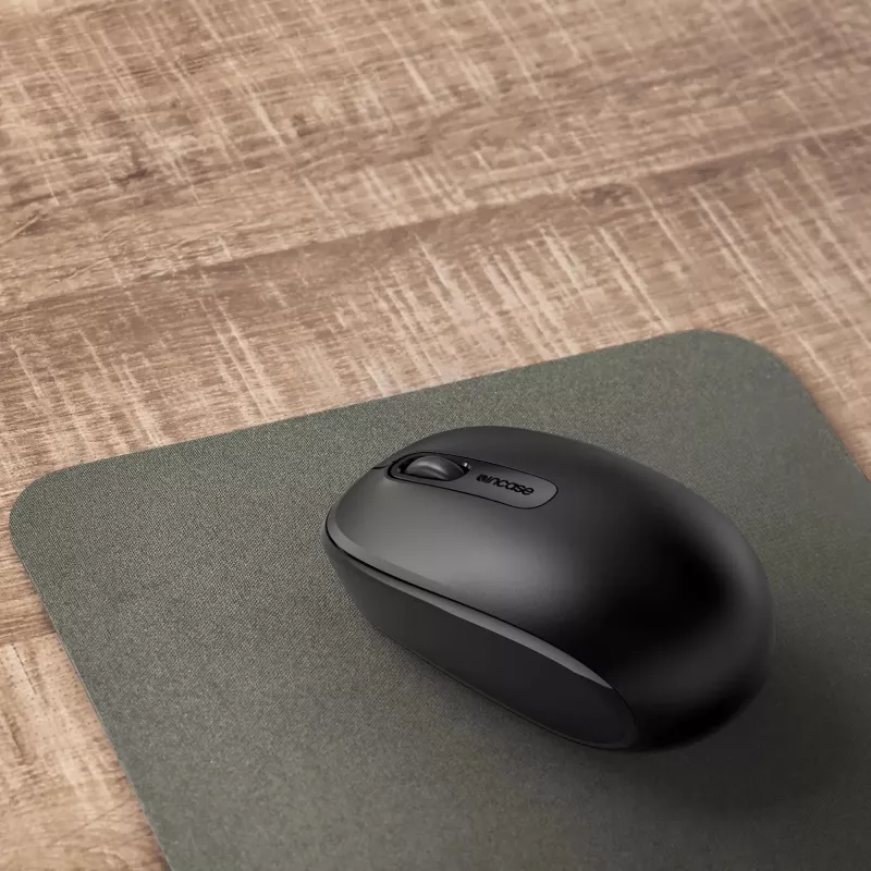 Incase Designed by Microsoft Wireless Mobile 1850 mouse da viaggio ambidestro RF Wireless ottico