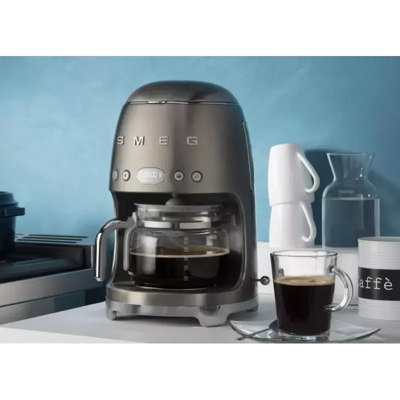 Caffettiera a filtro Smeg 1,4 L DCF02PBEU
