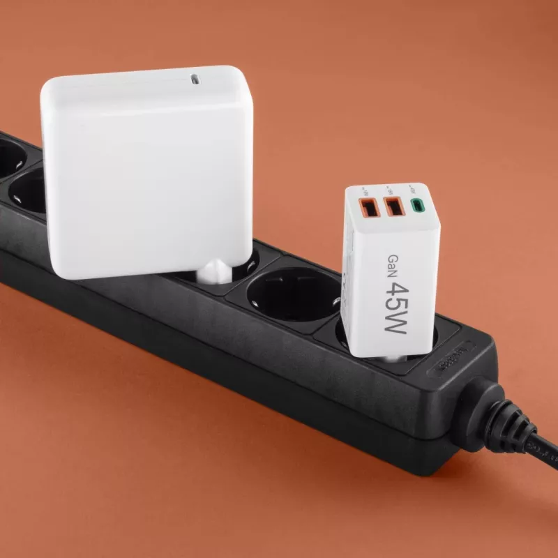 Hama 00201995 caricabatterie per dispositivi mobili smartphone bianco AC ricarica rapida interno, esterno