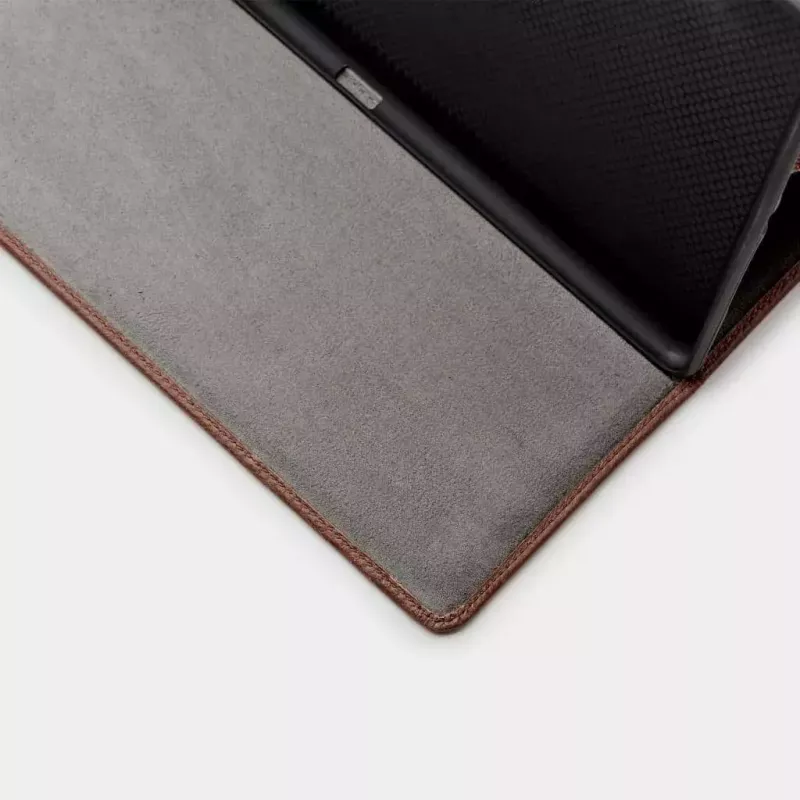 Folio Case Trunk TR-LEAIPC10-BRW per iPad 10,2