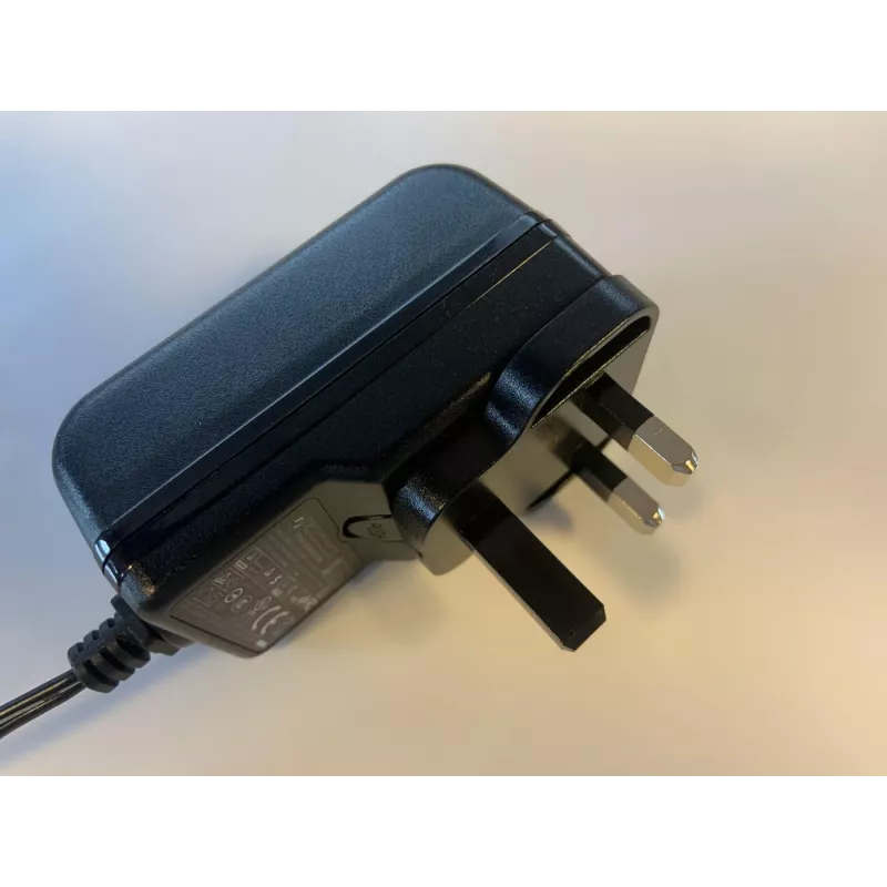 Adattatore per spina di rete Vivolink VLPSUPLUG-UK tipo G (UK) nero