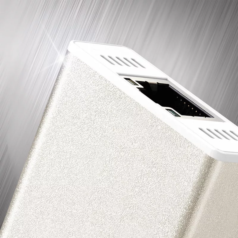 Adattatore multiplo j5create JCH471 USB-C™ Gigabit Ethernet e hub, Metallic Champagne