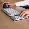Tastierino numerico R-Go Tools R-Go Numpad Break, tastierino numerico ergonomico con software Break, Bluetooth, bianco