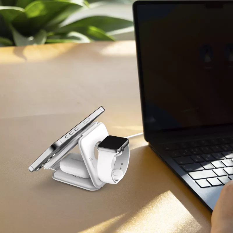 j5create Qi2 3-in-1 Magnetic Travel Wireless Charging Station per interni USB ricarica rapida bianco