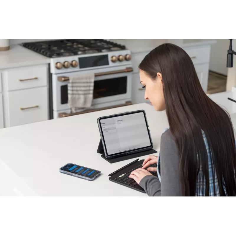 ZAGG Pro Keys 2 QWERTZ tedesca Bluetooth nero