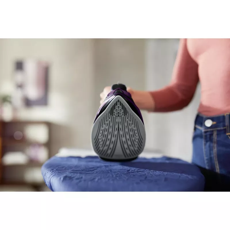 Ferro da stiro a vapore Philips DST5030/80 — 2400 W, piastra SteamGlide Plus, serbatoio acqua 0,32 l, cavo 2 m