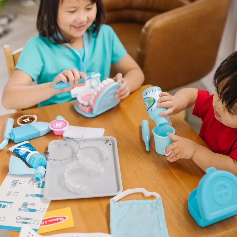 Set giocattolo dentista Spinmaster Melissa & Doug Super Smile Dentist, adatto dai 3 anni, multicolore