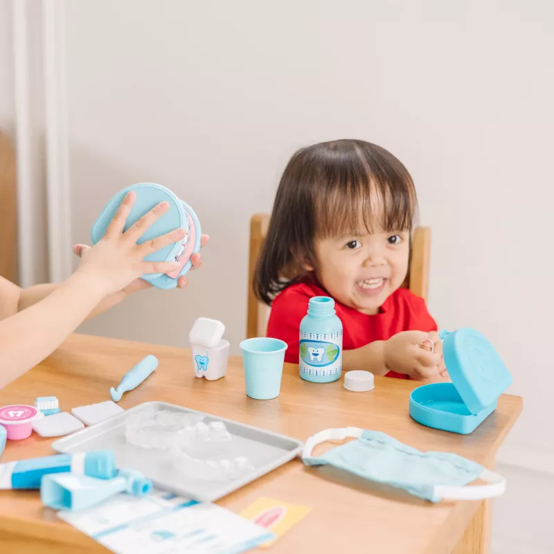 Set giocattolo dentista Spinmaster Melissa & Doug Super Smile Dentist, adatto dai 3 anni, multicolore