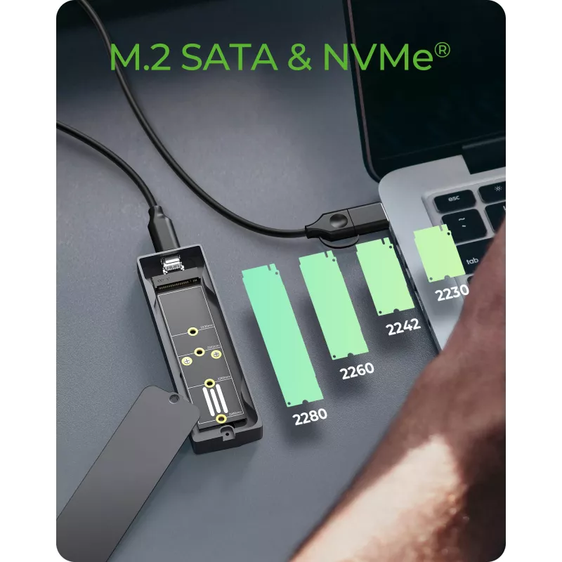 Case per SSD M.2 SATA/NVMe ICY BOX con USB 3.2 Gen 2 Type-C e illuminazione RGB