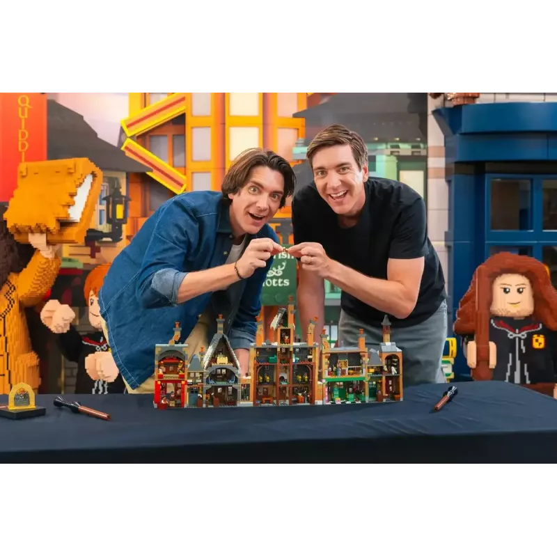 LEGO Harry Potter 76457 Villaggio di Hogsmeade – Edizione da collezione