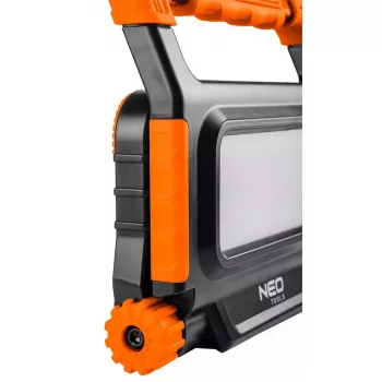 Faro NEO tools 99-064 profondità 180 mm peso 880 g