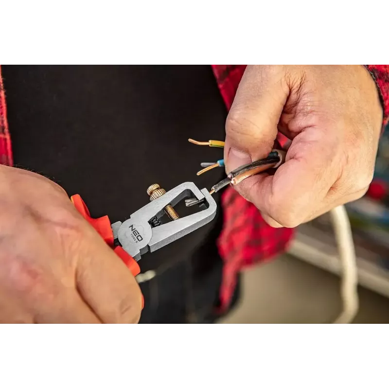 Set pinze e cacciaviti TOP-01-235 1000V, 7 pz., utensili manuali isolati