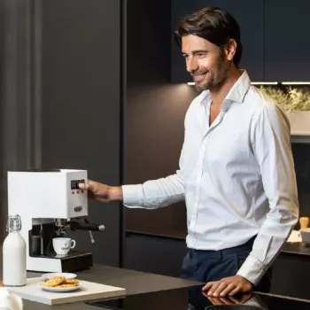 Macchina per caffè espresso manuale Gaggia Classic E24 2,1 l