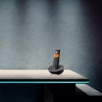 Telefono cordless DECT MOTOROLA E201 — microtelefono senza fili con vivavoce, fino a 50 registrazioni