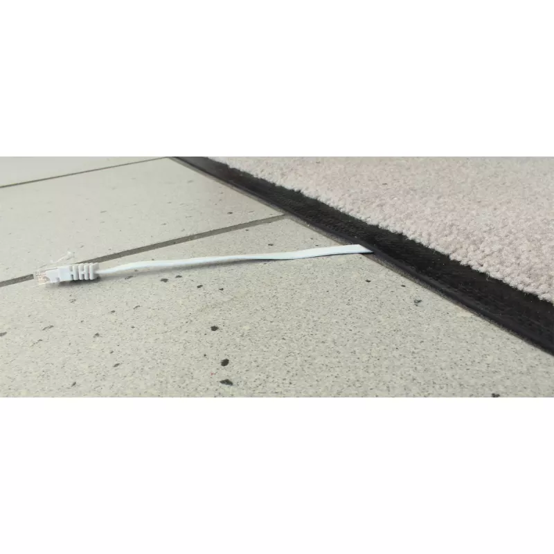 Cavo patch piatto ultraslim InLine U/UTP Cat.6 Gigabit nero 2 m