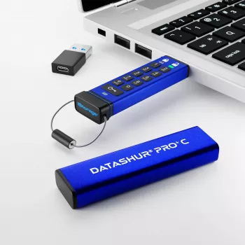 iStorage datAshur PRO+C 128GB | certificato FIPS 140-3 Level 3 | unità USB Type-C sicura | crittografia hardware AES-XTS 256 bit | protetta da PIN | adattatore Type-C-a-A incluso