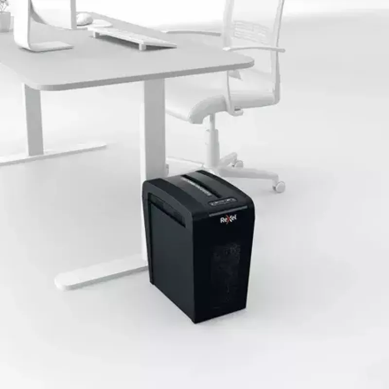 Rexel Secure X10-SL Whisper-Shred distruggidocumenti a taglio incrociato P4