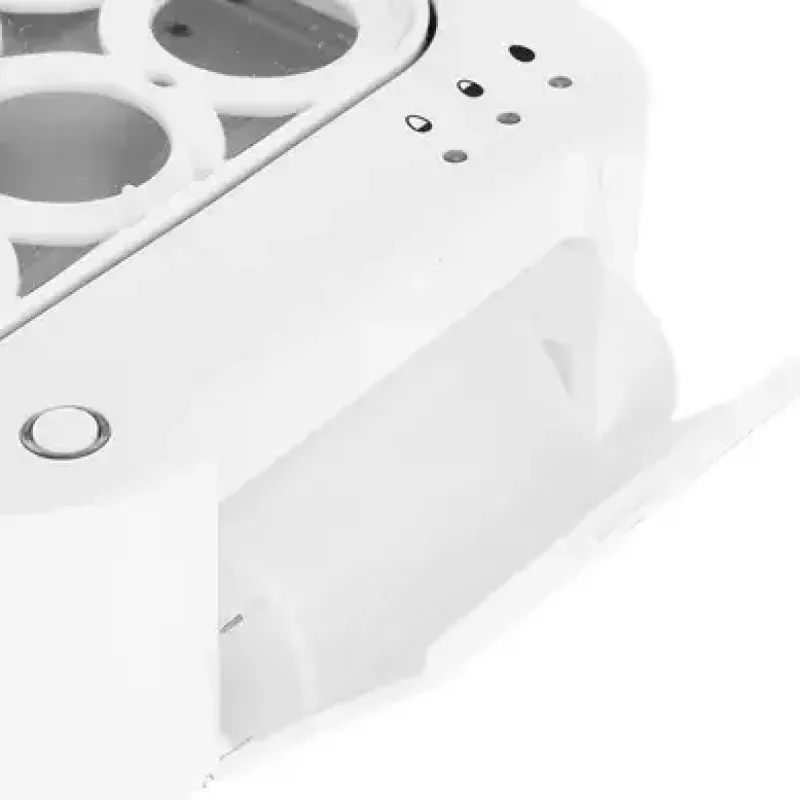 Cuociuova Emerio EB-115560.12 — capacità 6 uova, corpo bianco, spia di controllo, peso 1,01 kg