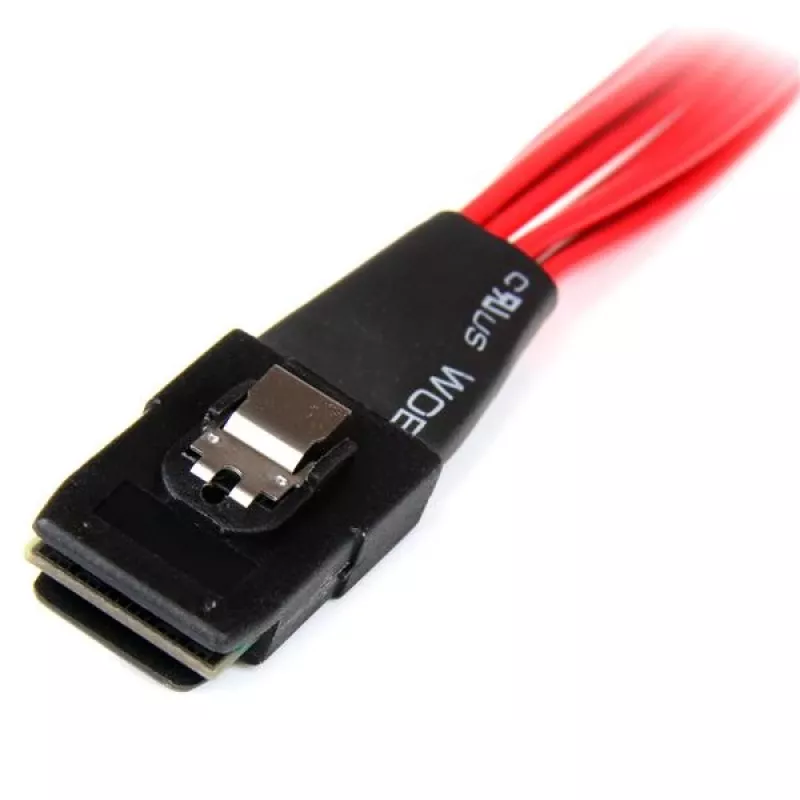StarTech.com Cavo interno Serial Attached SCSI Mini-SAS da 50 cm - SFF-8087 a 4x SFF-8482