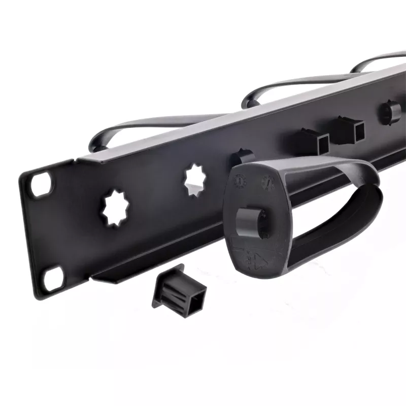 InLine pannello di gestione cavi 19 pollici, 9 supporti in plastica rimovibili, RAL9005 nero