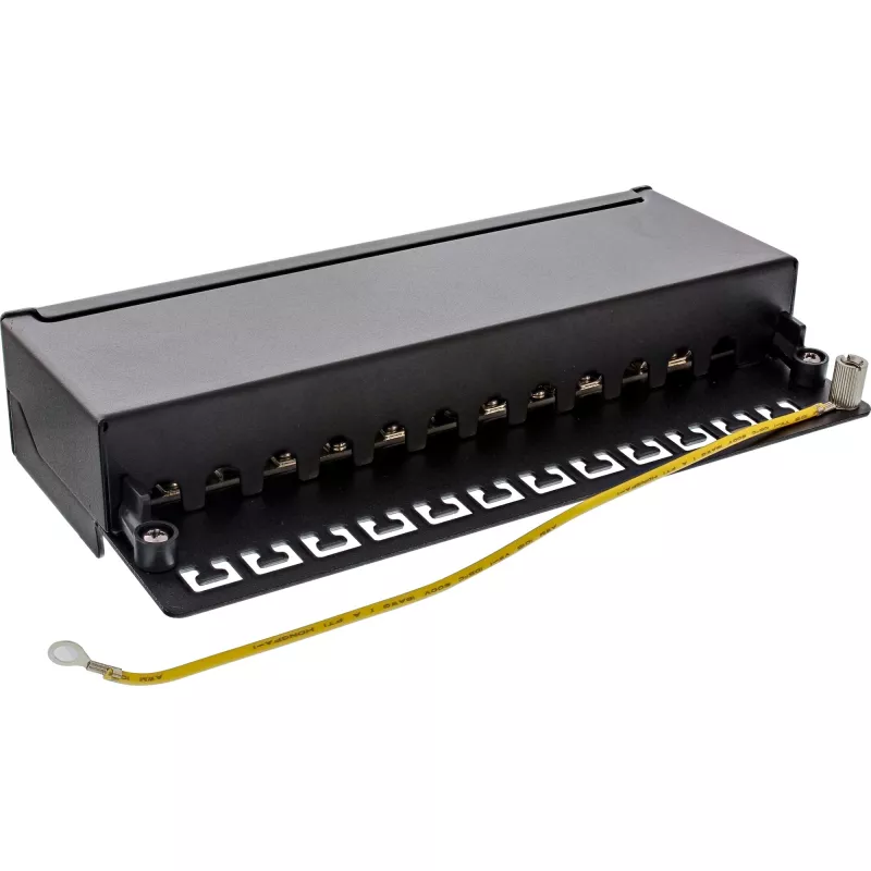 InLine patch panel Cat.6A per montaggio a tavolo/parete 12 porte nero