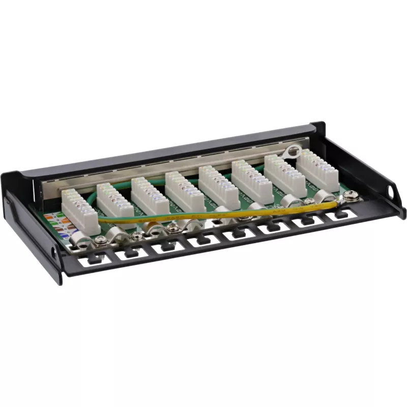 InLine patch panel Cat.6A 0,5HE 8 porte, montaggio da tavolo/parete nero RAL9005