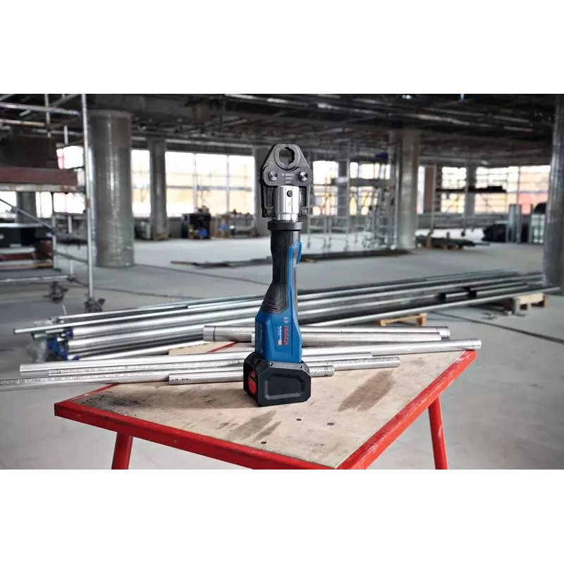 Bosch utensile a pressare a batteria GPT 18V-32 pressa a batteria per tubi