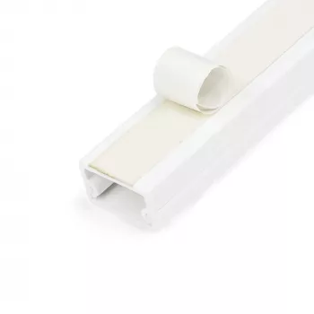 StarTech.com canalina portacavi solida con nastro adesivo e coperchio, 19 mm L x 11 mm A – 1 m di lunghezza, PVC nascondicavi di rete/elettrici/canalina a parete, max. 6 cavi, certificata UL