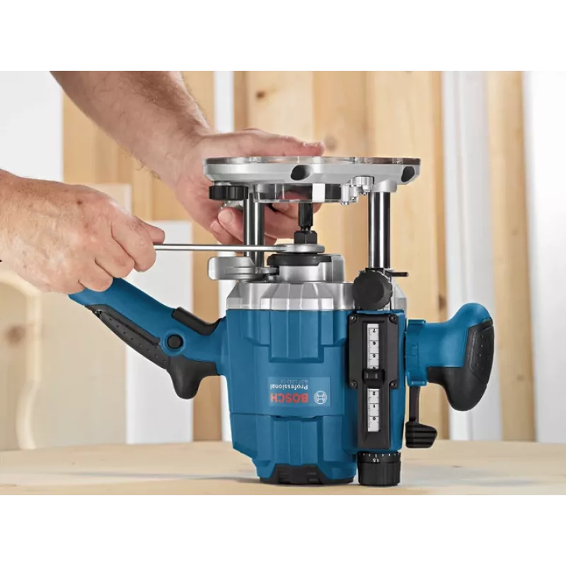 Bosch GOF 1250 CE nero, blu 24000 giri/min 1250 W
