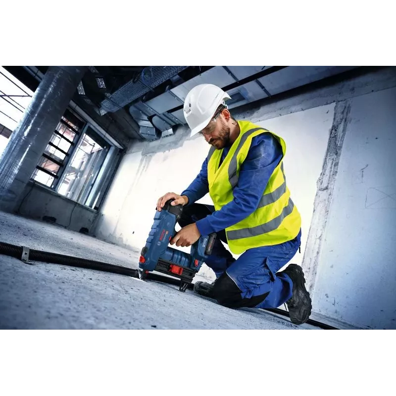 Chiodatrice Bosch GNB 18V-40 a batteria 18V leggera