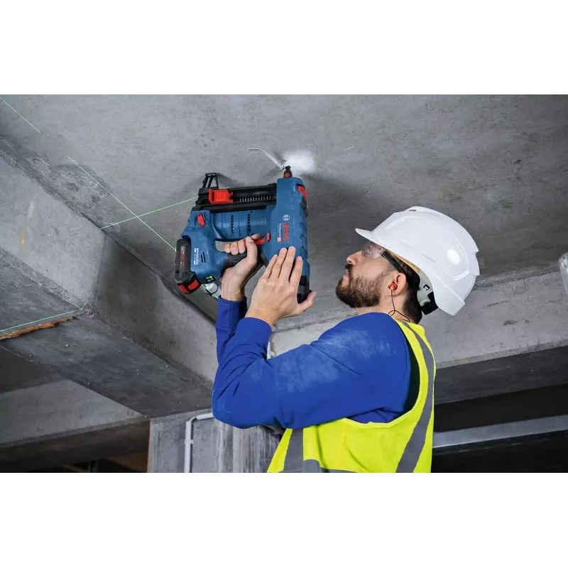 Chiodatrice Bosch GNB 18V-40 a batteria 18V leggera