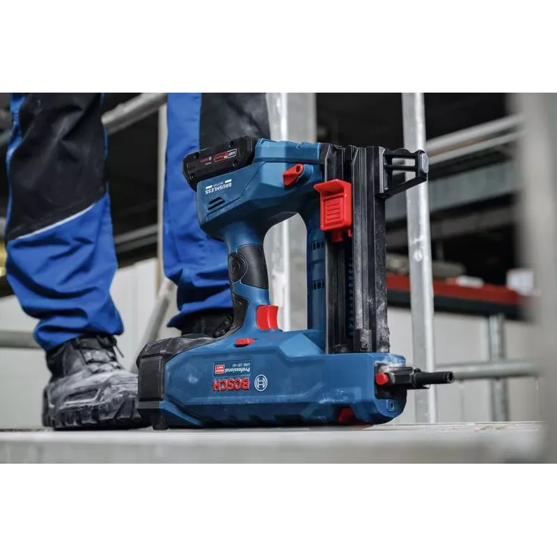 Chiodatrice Bosch GNB 18V-40 a batteria 18V leggera