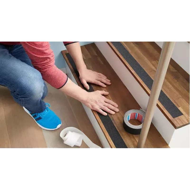 Striscia antiscivolo per bagno TESA 55588 nero