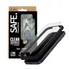 Pellicola protettiva per schermo PanzerGlass SAFE. by per iPhone 17 Pro — pellicola PET ultra-wide con cornice nera, applicazione a secco, antigraffio e antiurto