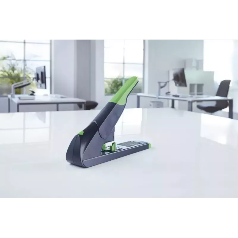 Cucitrice Novus B 56 re+new nero verde capacità 200 fogli