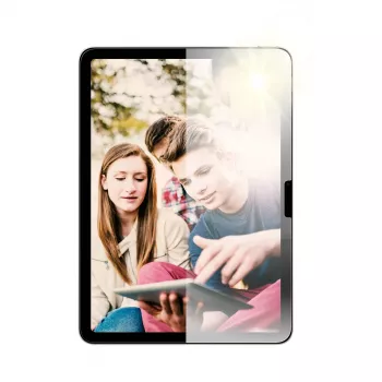 Pellicola protettiva PanzerGlass Anti-Reflective Armor per iPad Air 11 pollici (2024–2026) Ultra-Wide Fit con strumento Fastfit, PET/silicone