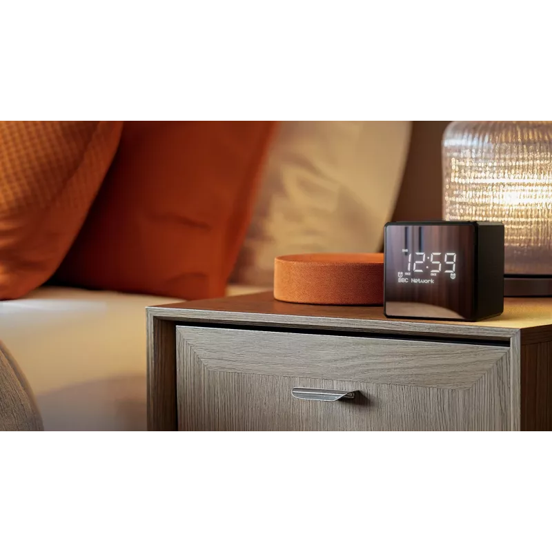 Sveglia digitale Philips TAR4600/10 nero LCD AC/batteria