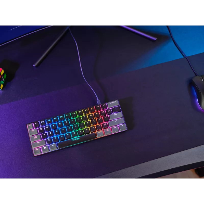 Trust GXT 867 Acira Tastiera Gaming USB QWERTY US-Inglese Nero